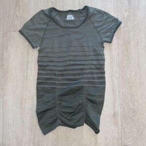 Athleta Short Sleeve Compression Workout Shirt Grey Women's Small